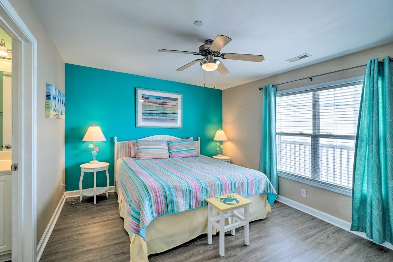 Ocean-View Oak Island Condo, 1 Block To Beach! Exterior foto